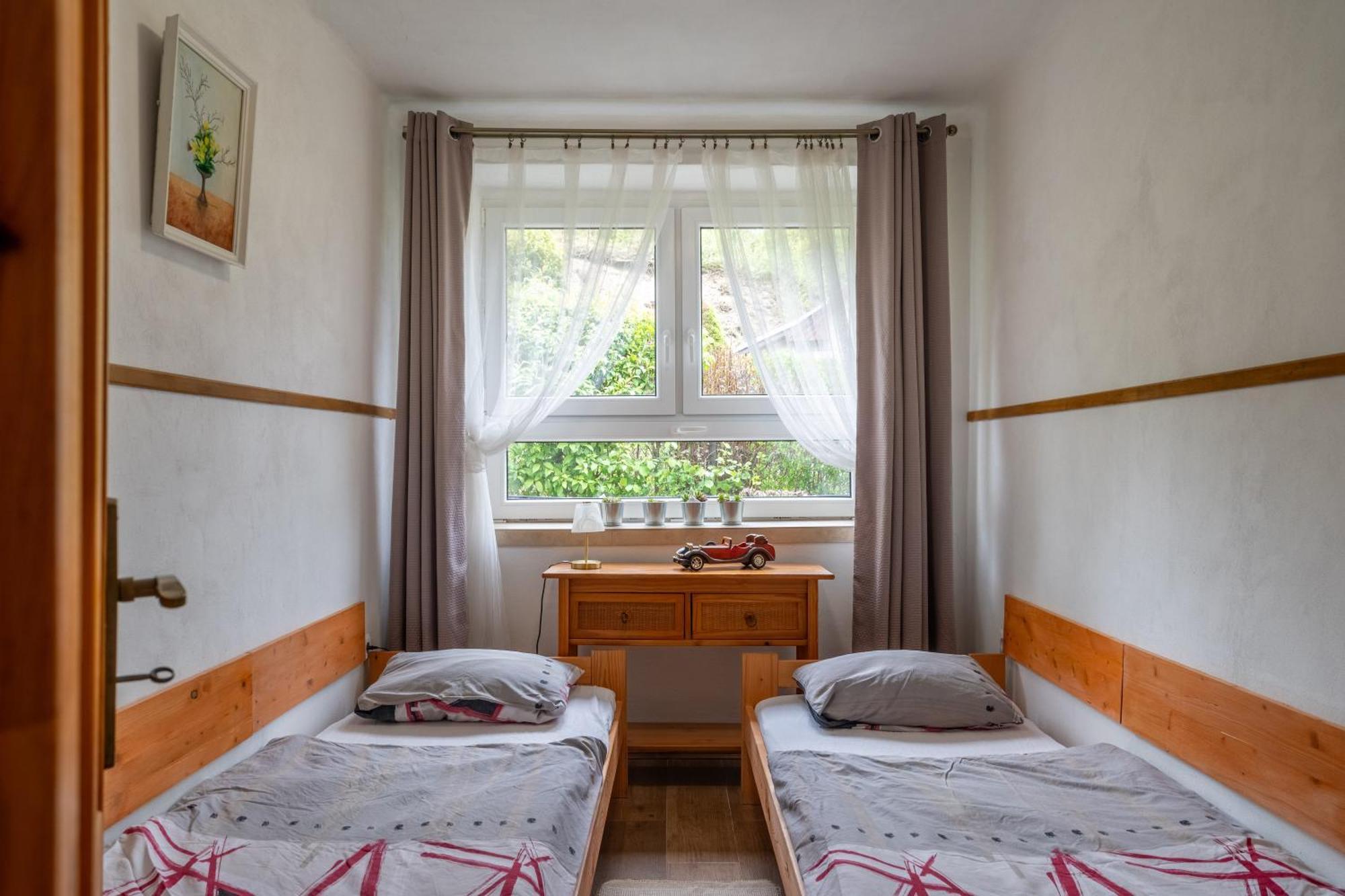 Chalupa Ema Nikol Rovensko pod Troskami Bagian luar foto